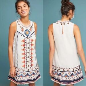 Anthropologie Akemi + Kin Boho Embroidered Shift Dress Size 4 Beige